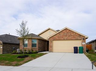 5917 Harvey Gap Ln, Denton, TX 76226