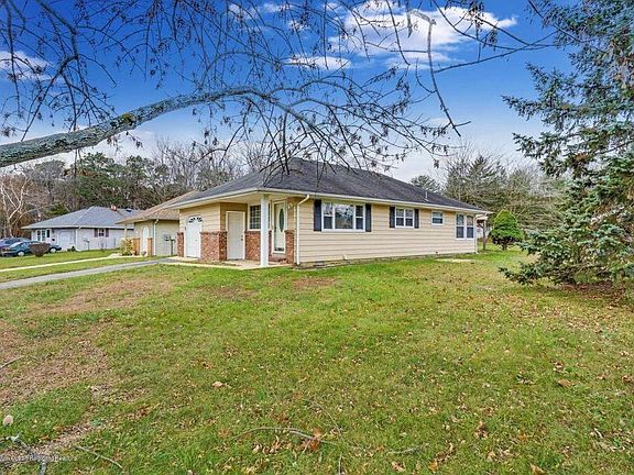 3rd image of 1737 Mount Everest Ln