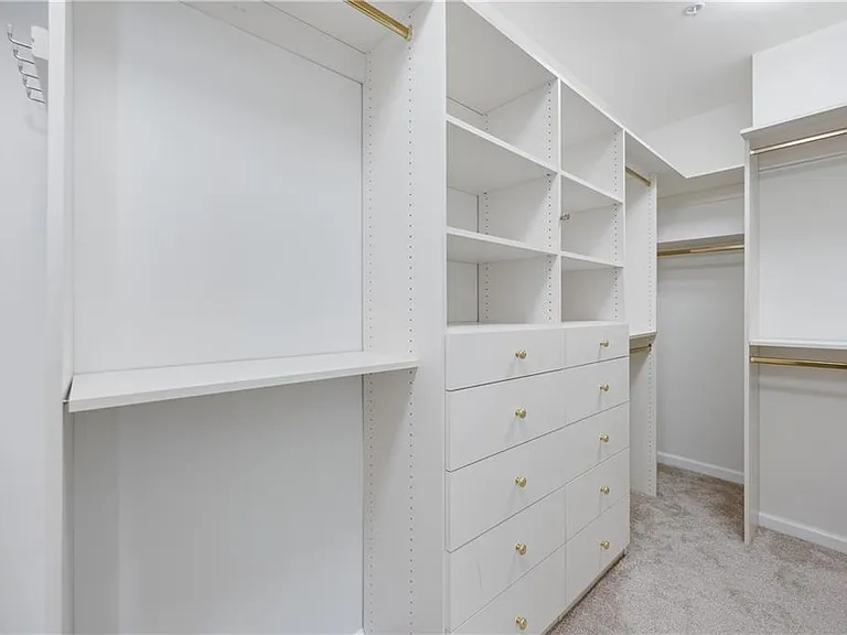 3334 Peachtree Rd NE #1902 — Photo 27