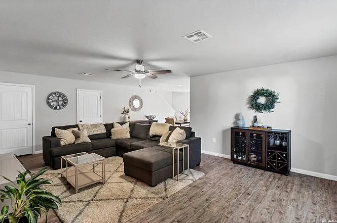 10226 Relic Oaks — Photo 4