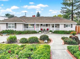 689 W C Street, Dixon, CA 95620