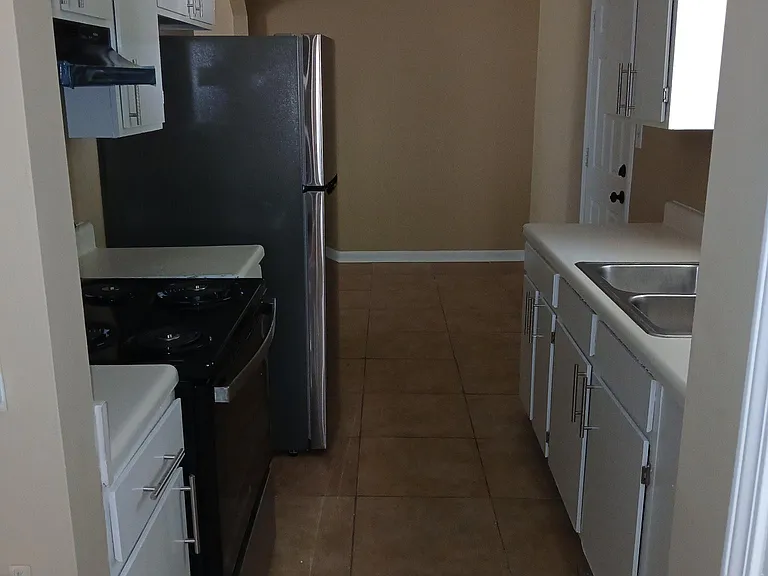 194 Antebellum Ct — Photo 30