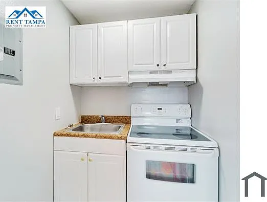 680 22nd Ave S #14 — Photo 14