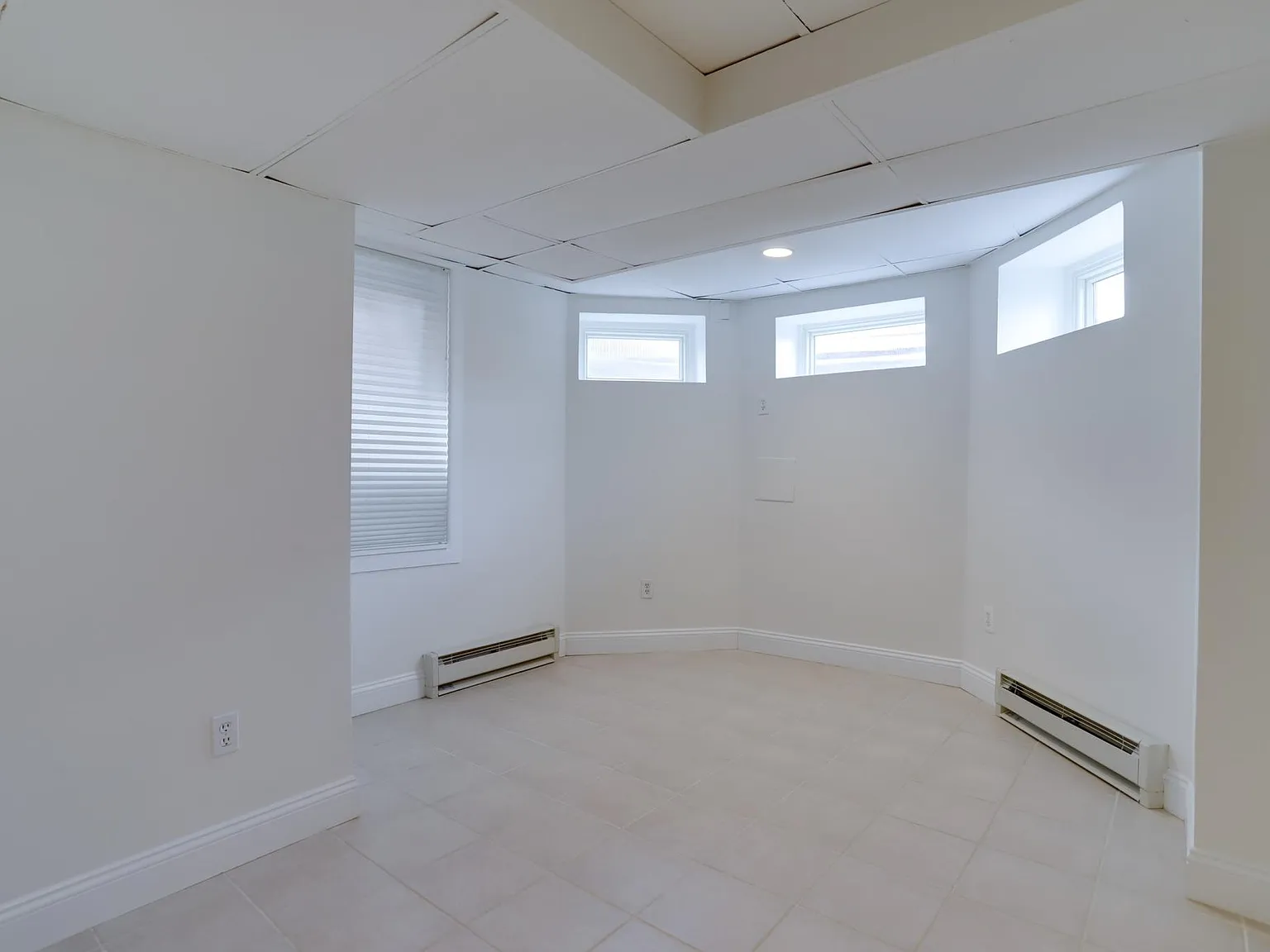 1 bed, 668 sqft, $2,200 — Photo 4