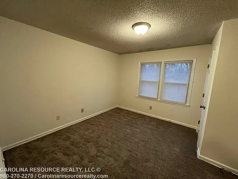 4535 Dawnwood Dr — Photo 19