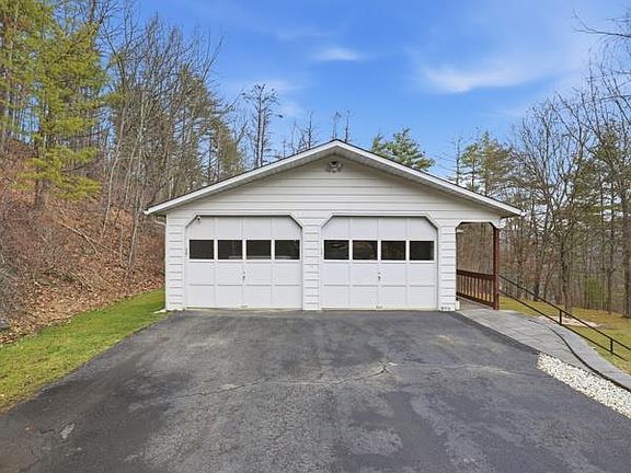 4th image of 428 Patton Hill Rd