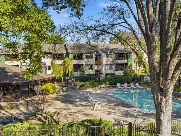 777 San Antonio Rd APT 128, Palo Alto, CA 94303