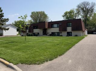 2166 Burke Ave E, Saint Paul, MN 55109
