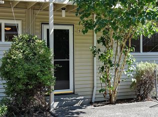 6735 SW Capitol Hill Rd, Portland, OR 97219