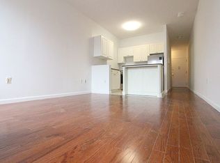 301 W 21st St #5W, New York, NY 10011