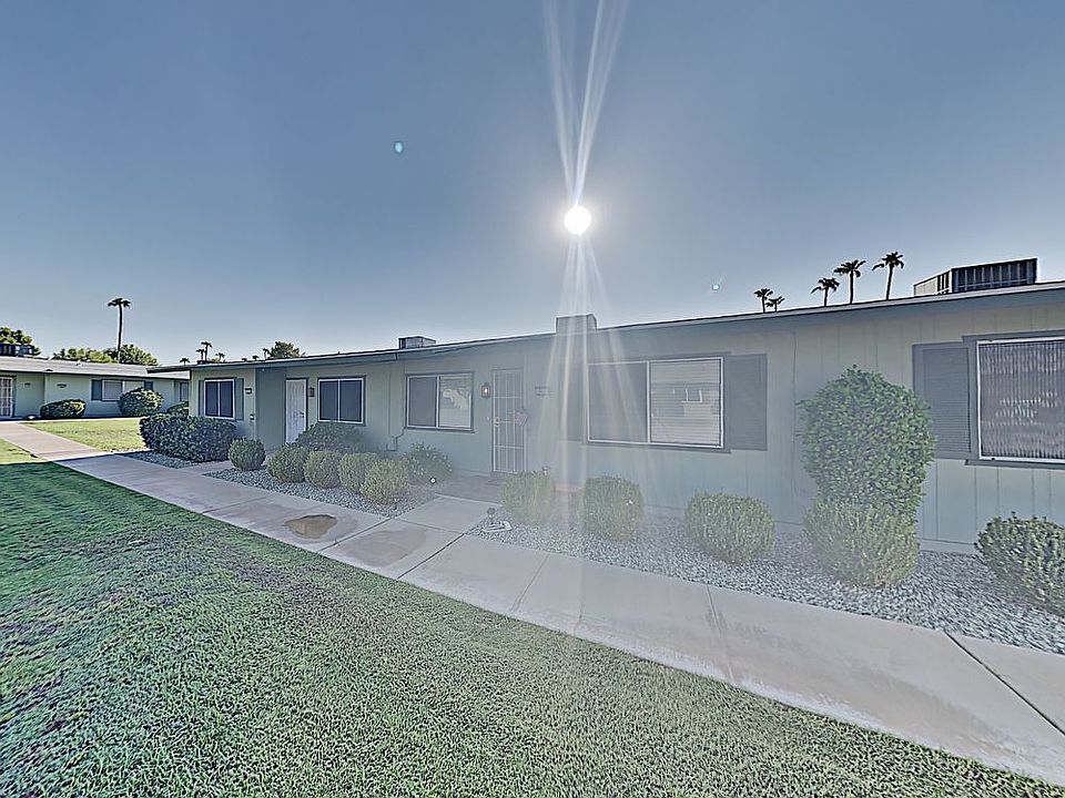 1st image of 10850 W Santa Fe Dr