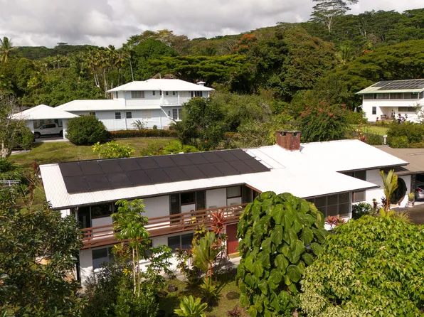 1403 Wailuku Dr, Hilo, HI 96720