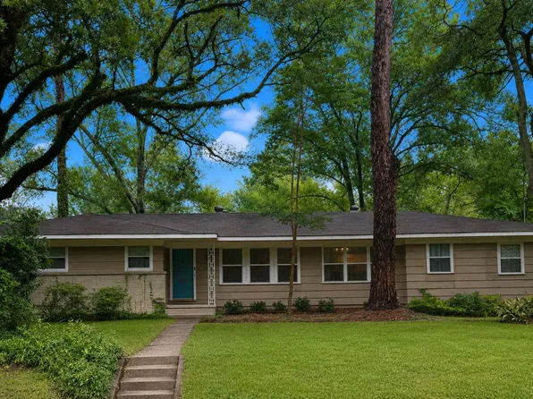 946 Meadowbrook Rd, Jackson, MS 39206