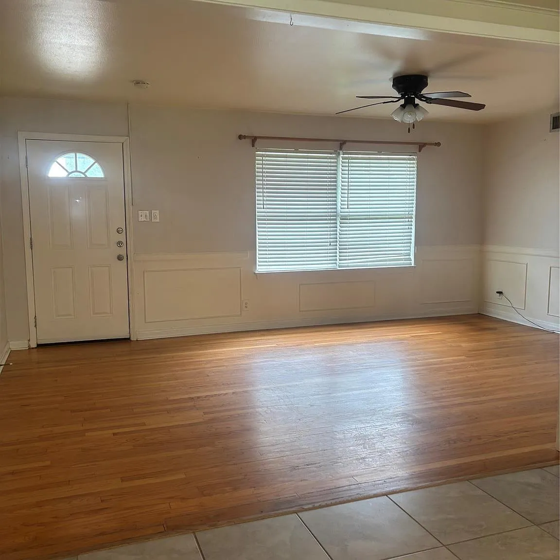 3 bed, 1.5 bath, 1590 sqft, $2,200 — Photo 3