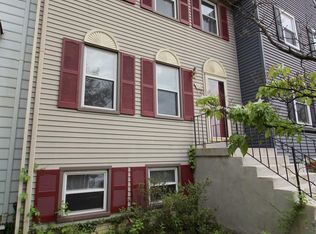 953 Ferndale Ave, Herndon, VA 20170