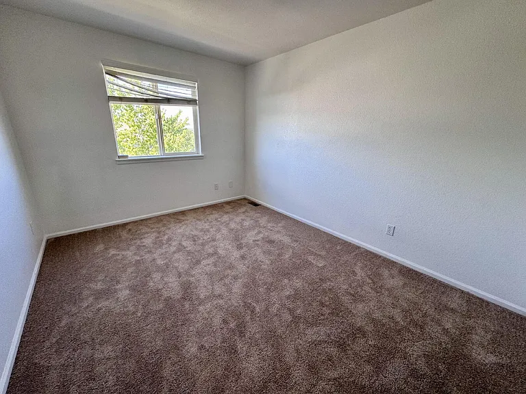19308 E Dickenson Pl — Photo 21
