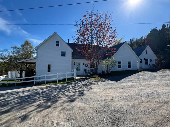 9 Loop Road, Happy Adventure, NL A0G1Z0