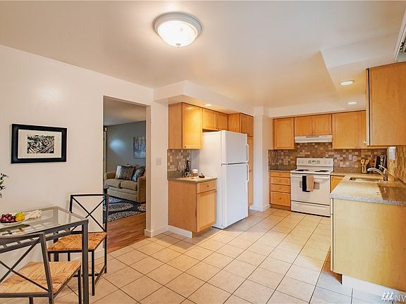 4th image of 8203 NE 143rd Pl