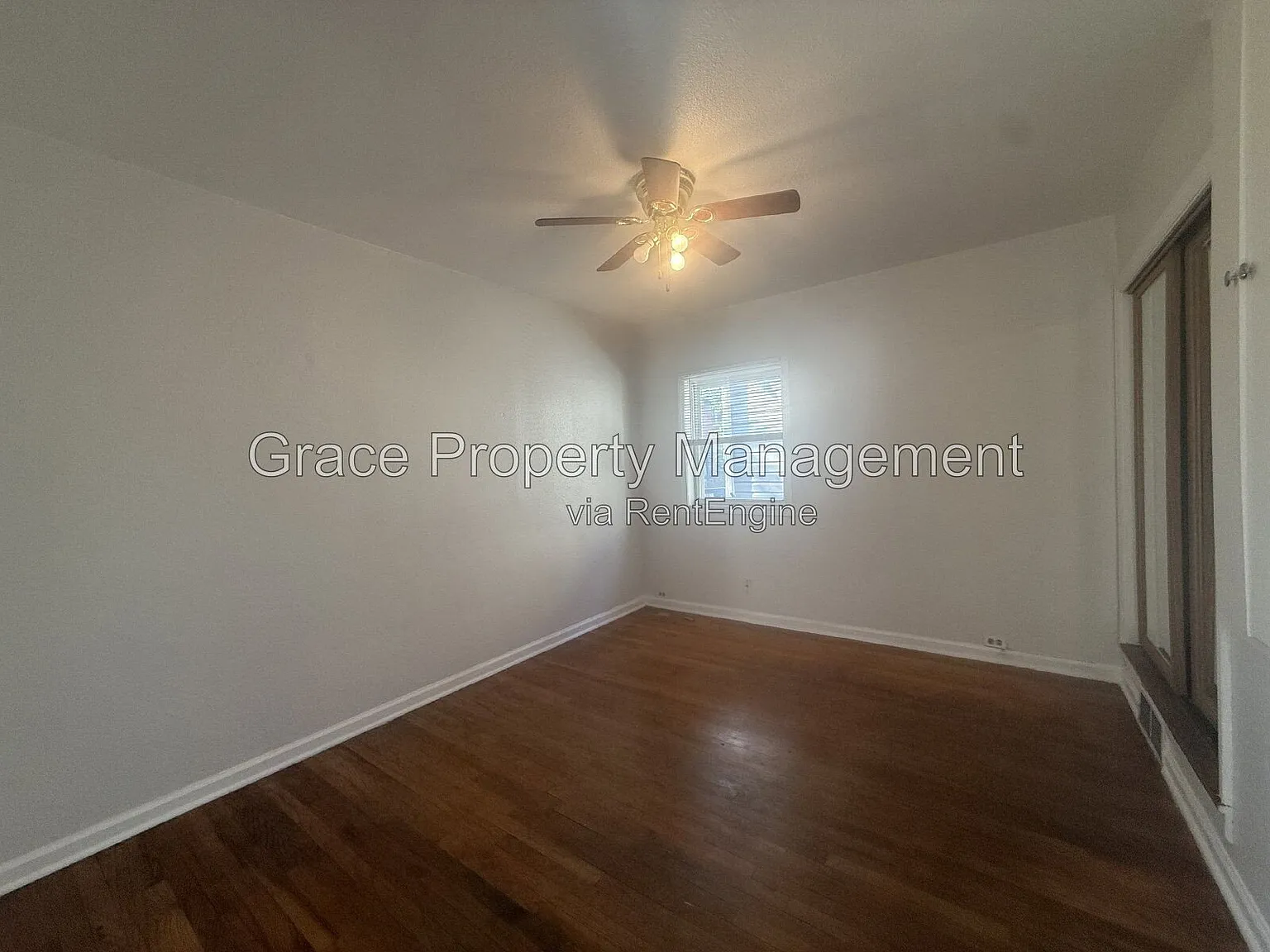 2 bed, 1.0 bath, 1101 sqft, $2,195 — Photo 2