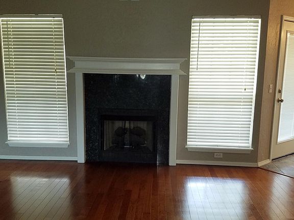 Living Room - Fireplace on Back Wall