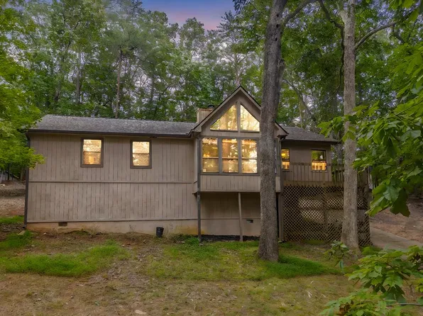 264 Fox Den Cir, Jasper, GA 30143