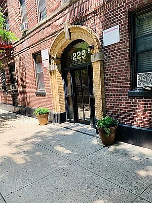1st image of 229 W 144th St APT 24