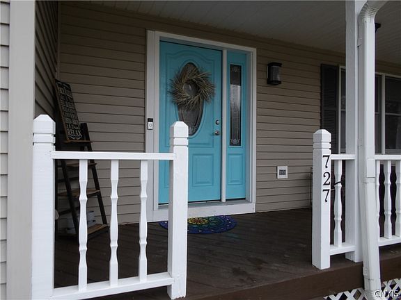 3rd image of 727 Bowling Green Rd