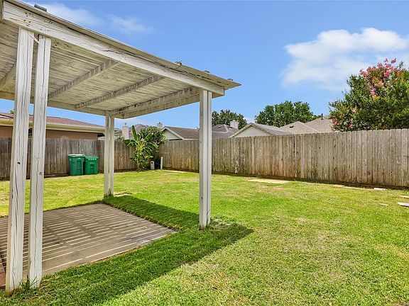 2nd image of 19407 Otter Trail Ct