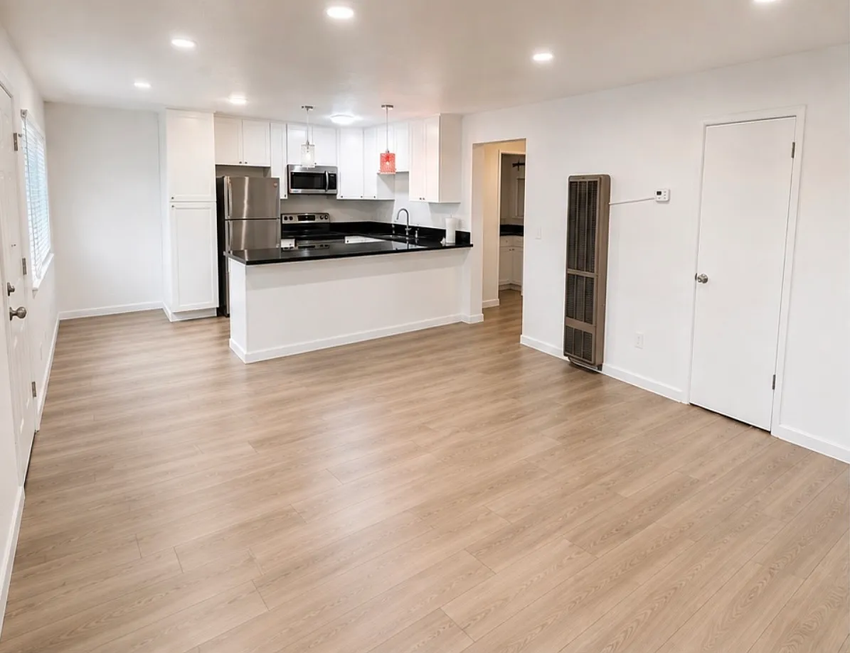 2 bed, 800 sqft, $1,675 — Photo 1