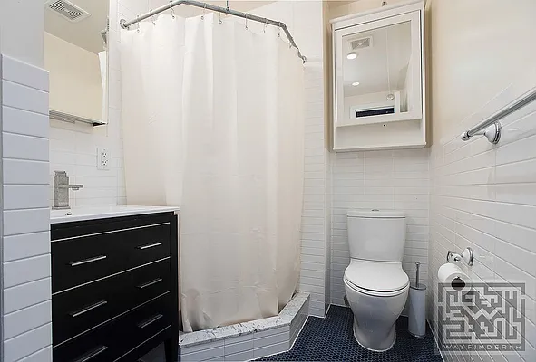 Rented by OGI Management | media 18