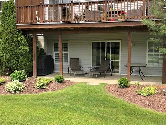 2nd image of 90 Grand Harbor Dr