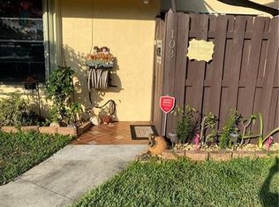 103 Fox Rd, Hollywood, FL 33024