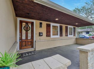 8046 Ridgeview Dr, Houston, TX 77055