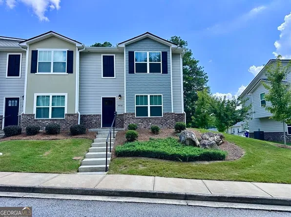 4458 Pinscher St, Union City, GA 30291