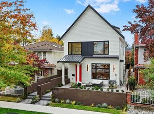 5883 Sophia St #1, Vancouver, BC V5W 2W3