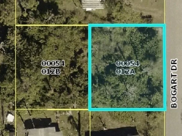 7818 Bogart Dr, North Fort Myers, FL 33917