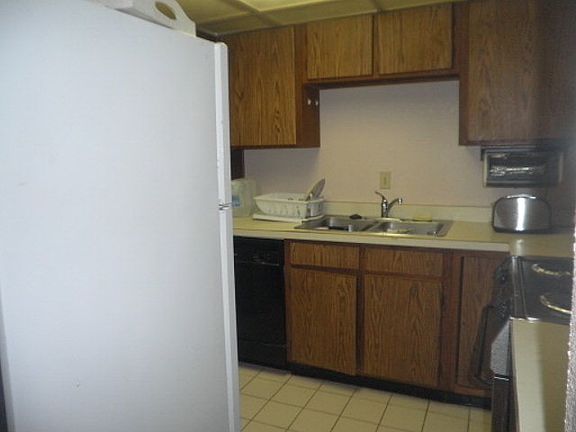 3rd image of 500 Padre Blvd #805