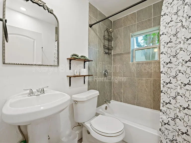7770 NW 9th Ave — Photo 10