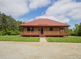 3235 Oneil Rd, Avoca, MI 48006