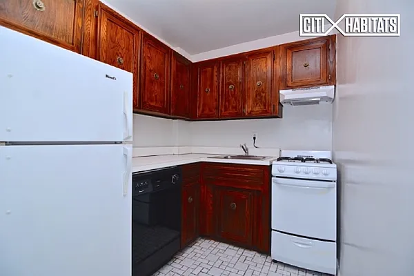 Rented by Citi Habitats | media 9