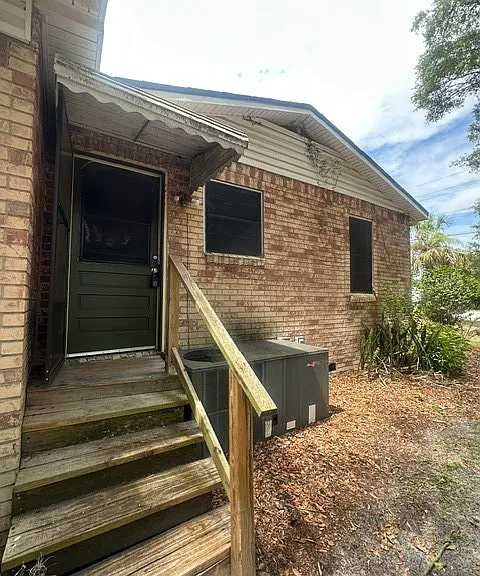 1328 Hamilton St — Photo 11