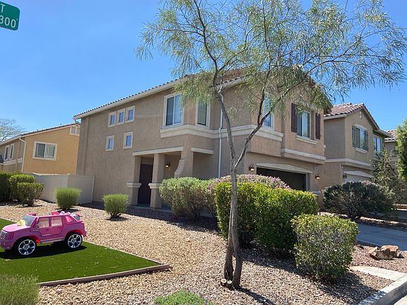 2nd image of 7360 Lagoon Blue St