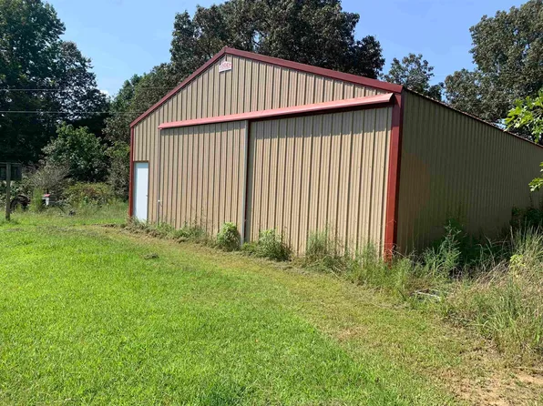 5078 Hardin Graveyard Rd, Enville, TN 38332