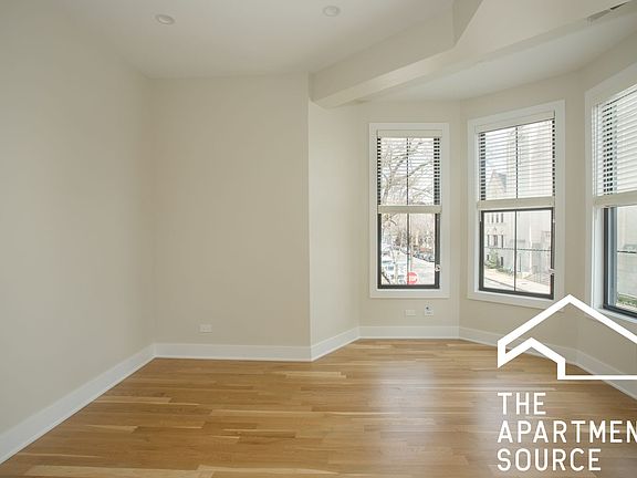3rd image of 2256 N Southport Ave #2