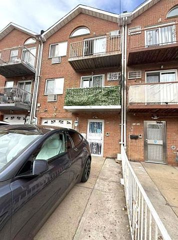 1st image of 7114 163rd St Floor 2