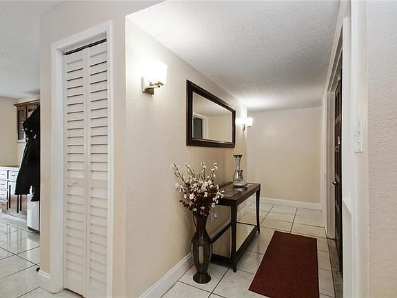 4th image of 2224 Le Havre Blvd