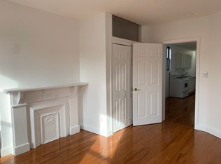 373 13th St APT 3L, Brooklyn, NY 11215