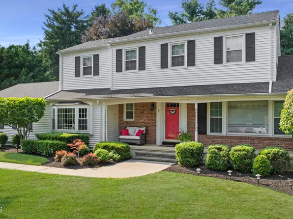 74 Ballantine Road, Middletown, NJ 07748