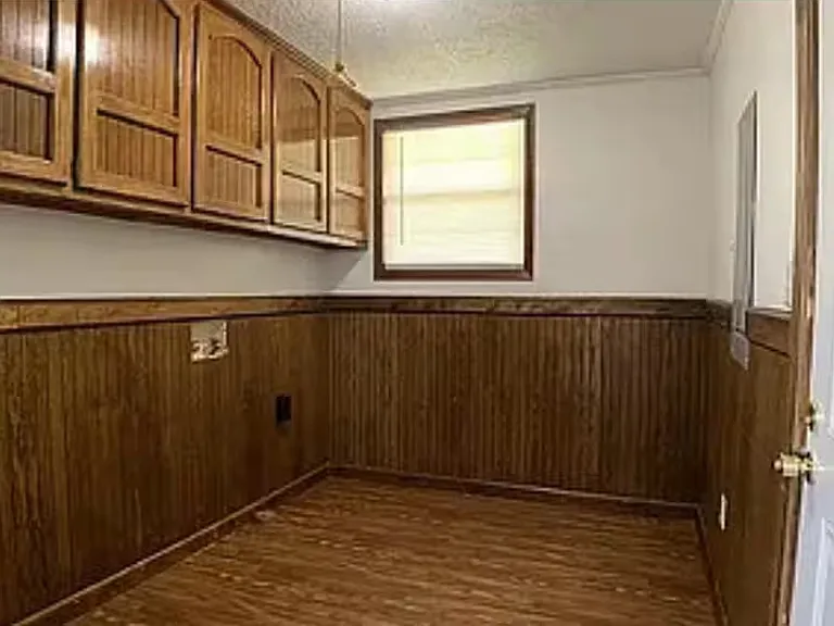 3901 Mitchiner Rd — Photo 36