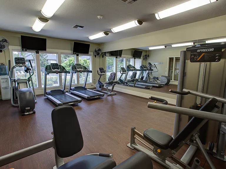 Commons at Dawson Creek Apartments — Photo 24